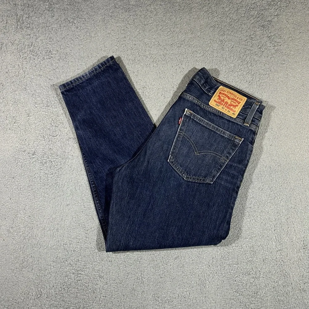 Levis 550 '92 Jeans Mens 33x30 Blue Medium Wash Relaxed Tapered Denim #3322